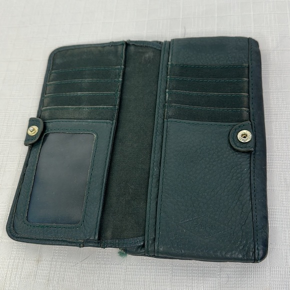 Fossil Preston Flap Clutch in deep evergreen - Picture 6 of 10